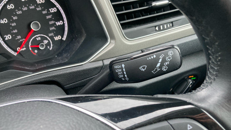 Volkswagen T-Roc 1.5 TSI EVO SE 5dr Petrol Hatchback